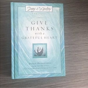 ☘️5/$25 DEVOTIONAL Give Thanks Hardcover Book